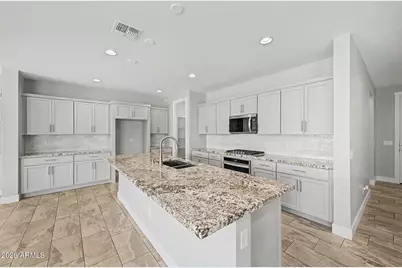 11010 W Chipman Road, Tolleson, AZ 85353 - Photo 9
