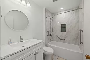 10432 W Desert Forest Cir, Sun City, AZ 85351 - Photo 17