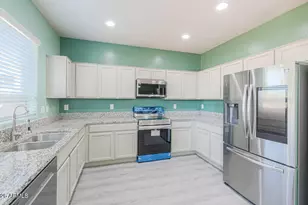 4722 S 238th Ln, Buckeye, AZ 85326 - Photo 3