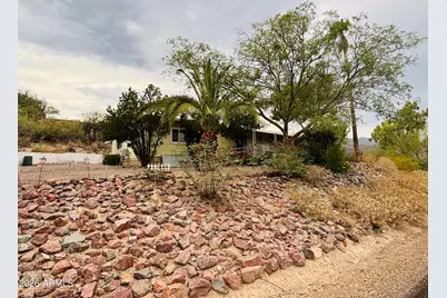 34800 S Mesquite Drive, Black Canyon City, AZ 85324 - Photo 1