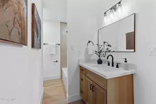 370 W Tulsa St, Chandler, AZ 85225 - Photo 15