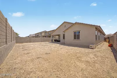 23408 W Florence Avenue, Buckeye, AZ 85326 - Photo 29