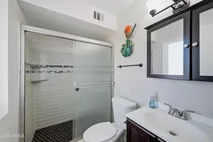 2566 E Villa Rita Dr, Phoenix, AZ 85032 - Photo 13