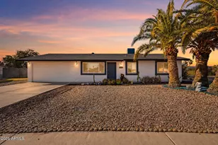 2566 E Villa Rita Dr, Phoenix, AZ 85032 - Photo 25