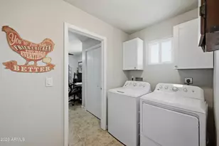 2566 E Villa Rita Dr, Phoenix, AZ 85032 - Photo 19