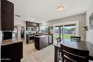 2566 E Villa Rita Dr, Phoenix, AZ 85032 - Photo 5