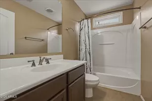 2246 E Fraktur Rd, Phoenix, AZ 85040 - Photo 21