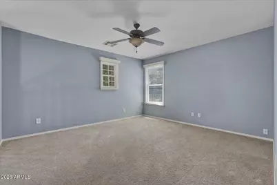 2246 E Fraktur Road, Phoenix, AZ 85040 - Photo 13
