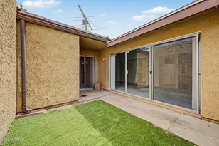 827 S Hacienda Dr, Tempe, AZ 85281 - Photo 15