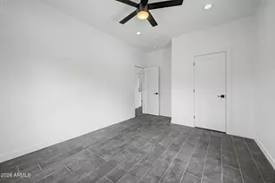 2312 E Curnow Dr, Phoenix, AZ 85016 - Photo 19