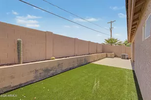423 W Alicia Dr, Phoenix, AZ 85041 - Photo 19