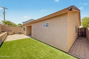 423 W Alicia Dr, Phoenix, AZ 85041 - Photo 5