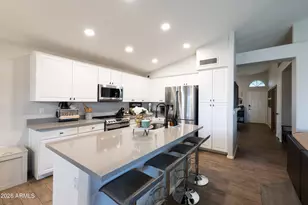 22418 N 74th Ln, Glendale, AZ 85310 - Photo 9