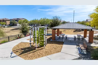 18926 W Solano Drive, Litchfield Park, AZ 85340 - Photo 39