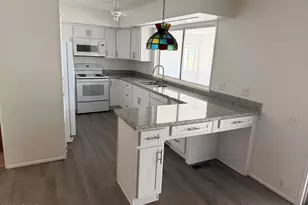 358 S Alvaro Cir, Mesa, AZ 85206 - Photo 7
