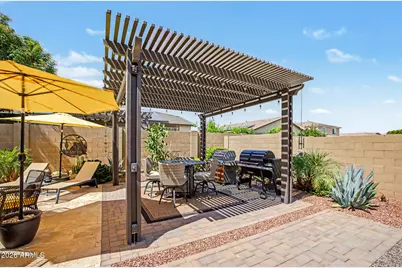 17330 W Oberlin Way, Surprise, AZ 85387 - Photo 45