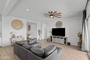 18884 W Shaw Butte Dr, Surprise, AZ 85388 - Photo 11