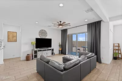 18884 W Shaw Butte Drive, Surprise, AZ 85388 - Photo 9