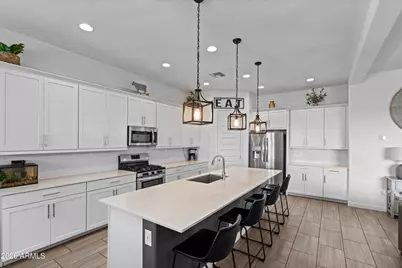 18884 W Shaw Butte Drive, Surprise, AZ 85388 - Photo 15