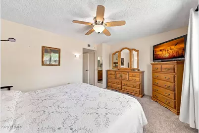 9810 W Blue Ridge Drive, Sun City, AZ 85351 - Photo 5