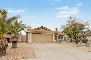 3113 W Rose Garden Ln, Phoenix, AZ 85027 - Photo 3