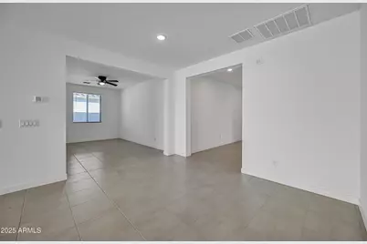 23410 W Florence Avenue, Buckeye, AZ 85326 - Photo 15