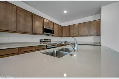 23410 W Florence Avenue, Buckeye, AZ 85326 - Photo 11