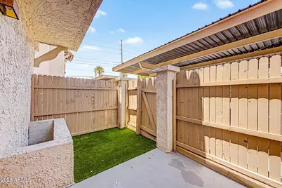 1212 E Lawrence Lane, Phoenix, AZ 85020 - Photo 21