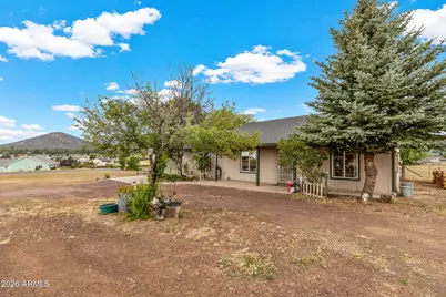 8030 April Drive, Flagstaff, AZ 86004 - Photo 5