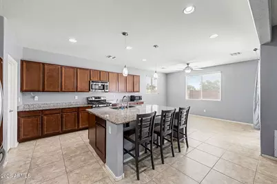 10215 N 185th Lane, Waddell, AZ 85355 - Photo 15