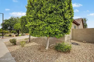10215 N 185th Ln, Waddell, AZ 85355 - Photo 7