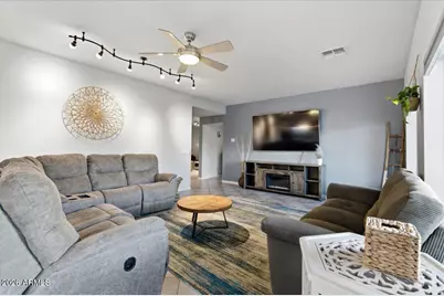 120 W Southern Hills Road, Phoenix, AZ 85023 - Photo 21