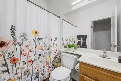 2801 N Litchfield Road #17, Goodyear, AZ 85395 - Photo 17