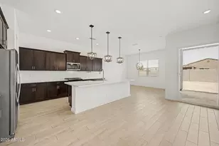 4562 N 177th Dr, Goodyear, AZ 85395 - Photo 11