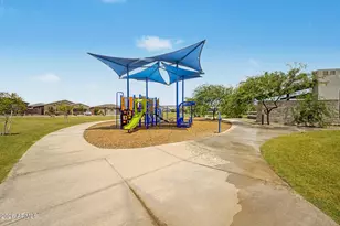 4562 N 177th Dr, Goodyear, AZ 85395 - Photo 39