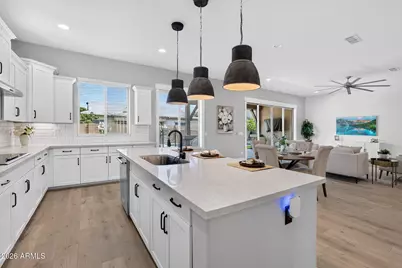 992 E Parkview Drive, Gilbert, AZ 85295 - Photo 19