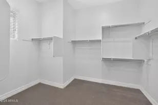 992 E Parkview Dr, Gilbert, AZ 85295 - Photo 31