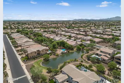 992 E Parkview Drive, Gilbert, AZ 85295 - Photo 63