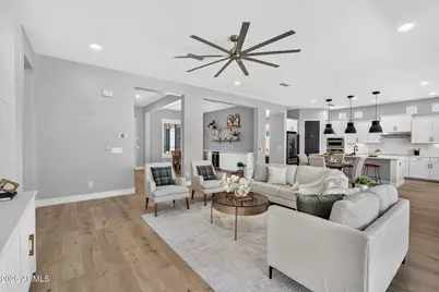 992 E Parkview Drive, Gilbert, AZ 85295 - Photo 13