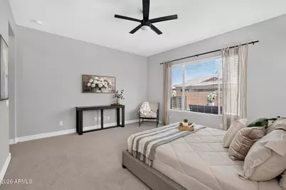 992 E Parkview Drive, Gilbert, AZ 85295 - Photo 25