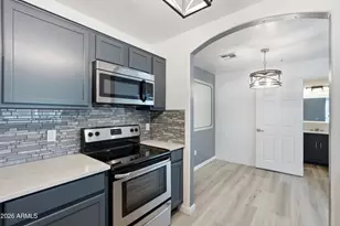 2950 W Louise Dr, Phoenix, AZ 85027 - Photo 19