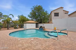 2950 W Louise Dr, Phoenix, AZ 85027 - Photo 41
