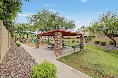 2725 E Mine Creek Road #1028, Phoenix, AZ 85024 - Photo 33
