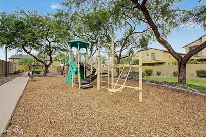 2725 E Mine Creek Road #1028, Phoenix, AZ 85024 - Photo 35