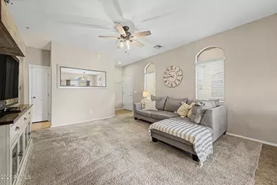 2725 E Mine Creek Road #1028, Phoenix, AZ 85024 - Photo 5