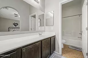2725 E Mine Creek Rd, Phoenix, AZ 85024 - Photo 15