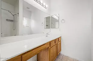 32 N Eaton Pl, Chandler, AZ 85226 - Photo 9