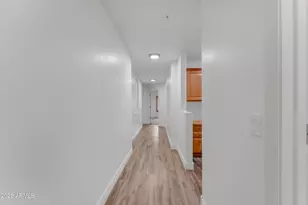 5450 E Deer Valley Dr, Phoenix, AZ 85054 - Photo 33
