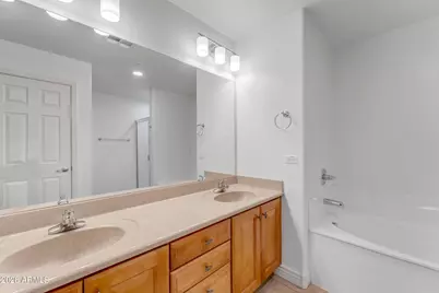 5450 E Deer Valley Drive #2206, Phoenix, AZ 85054 - Photo 21