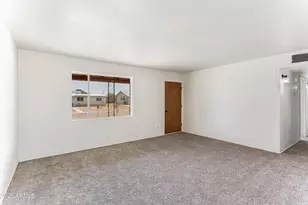 109 E Freihage Dr, Sierra Vista, AZ 85635 - Photo 9